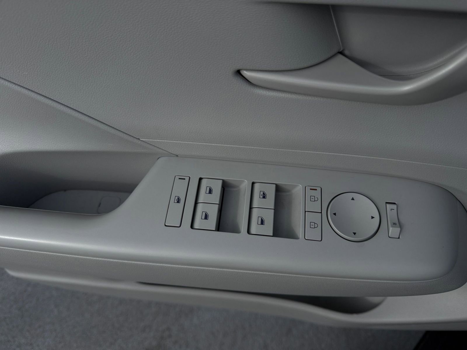 Thumbnail: 2025 Hyundai Kona - 18