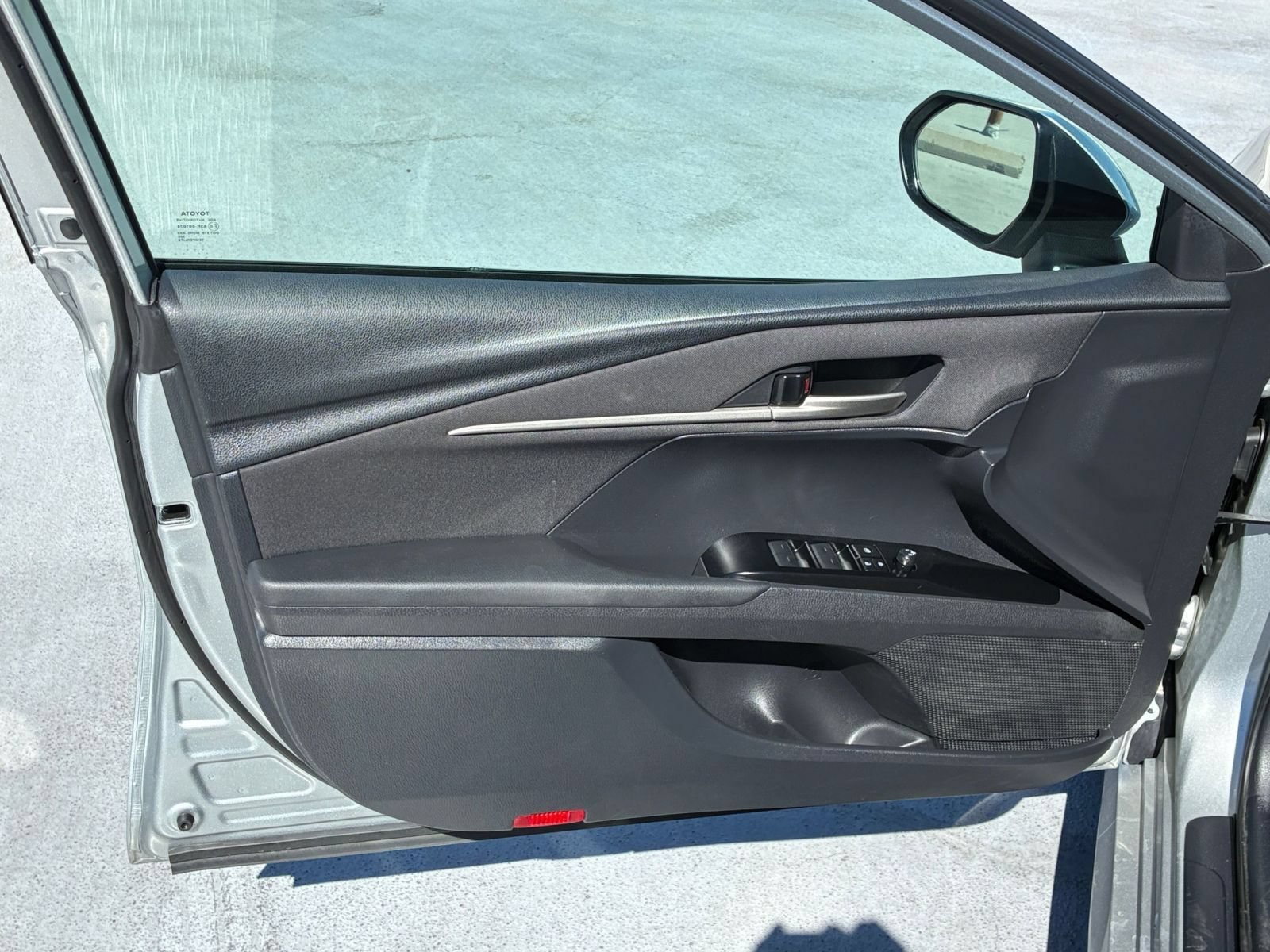 Thumbnail: 2025 Toyota Camry - 18