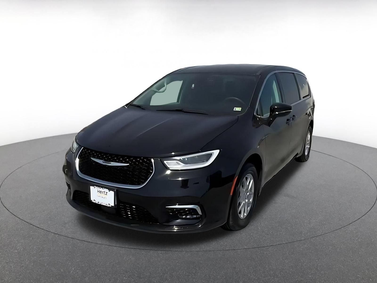 Thumbnail: 2024 Chrysler Pacifica - 6