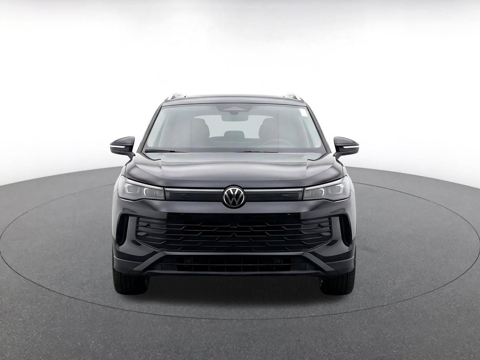 Thumbnail: 2026 Volkswagen Tiguan - 2