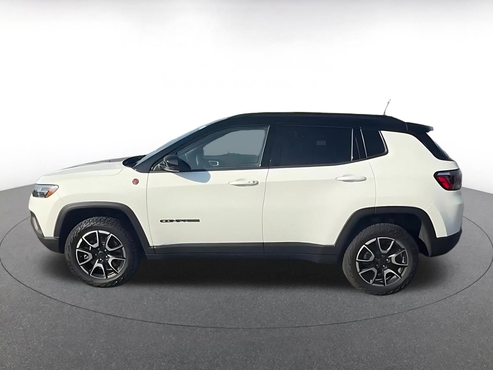 Thumbnail: 2025 Jeep Compass - 4