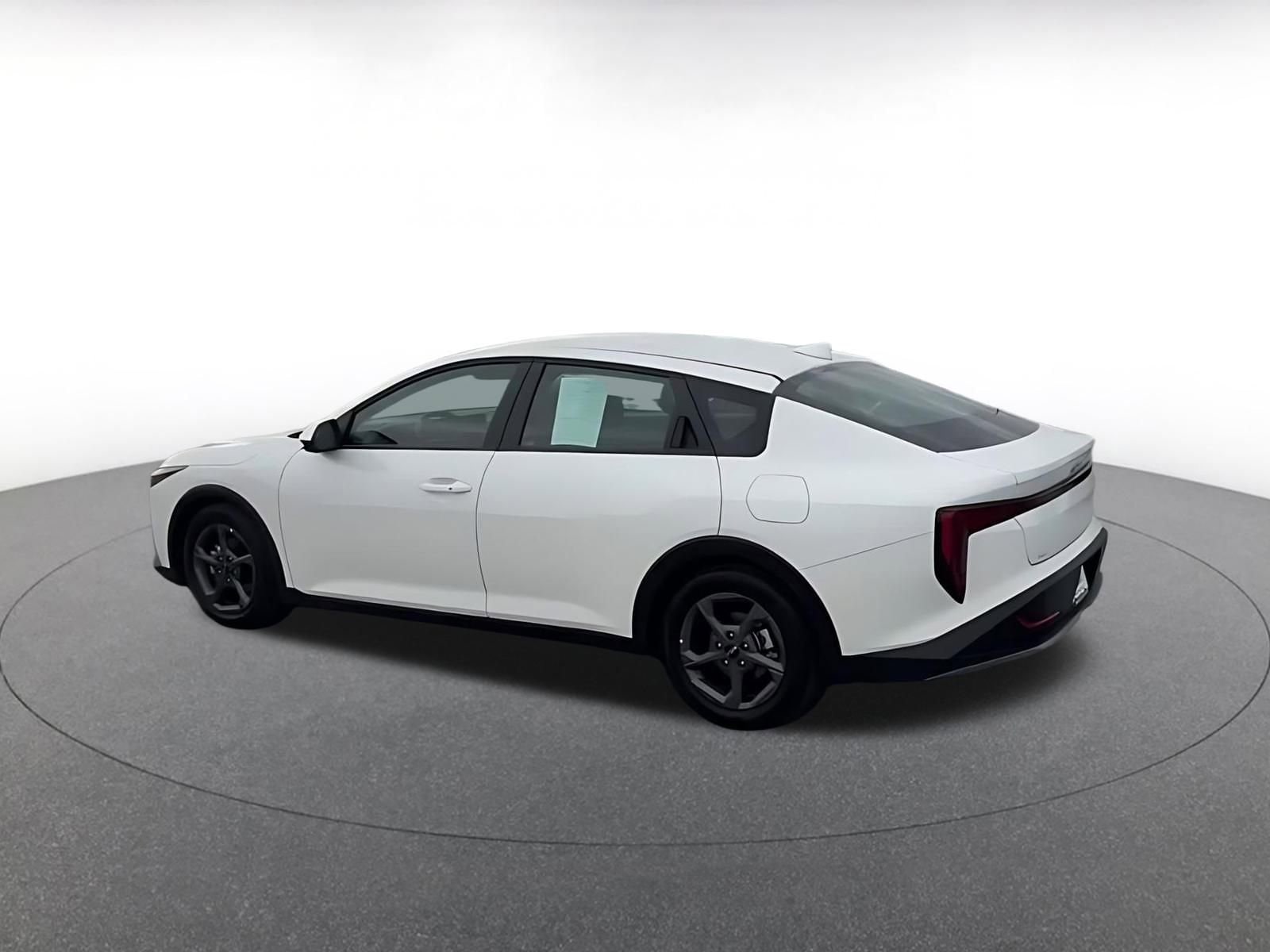 Thumbnail: 2025 Kia K4 - 9