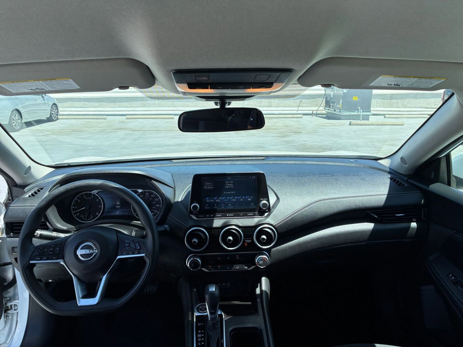Thumbnail: 2025 Nissan Sentra - 31