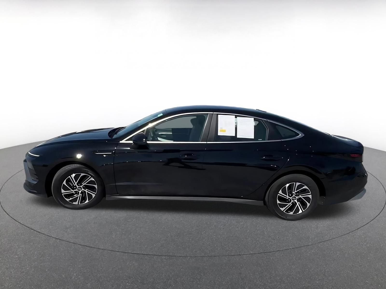 Thumbnail: 2026 Hyundai Sonata - 8