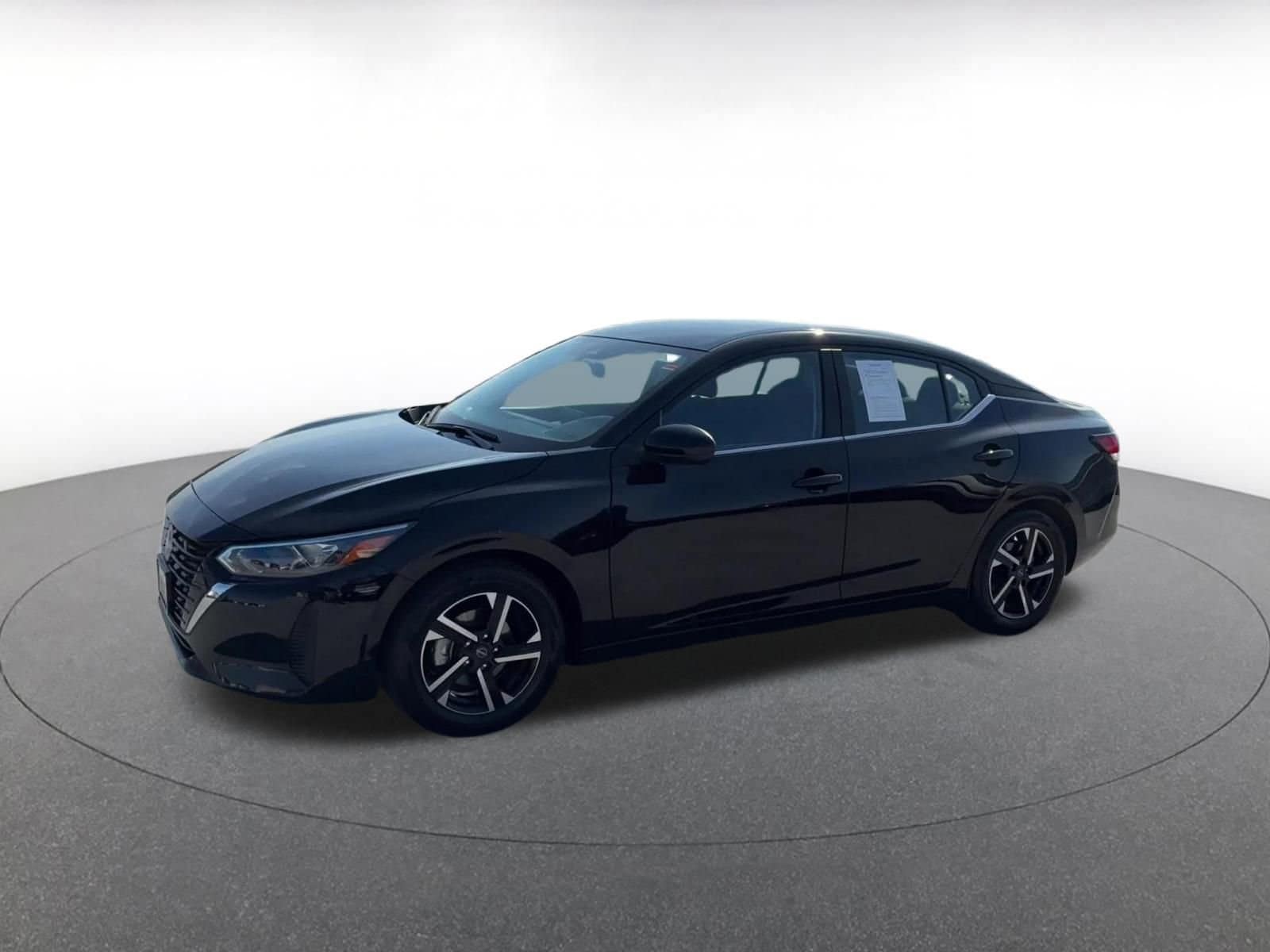 Thumbnail: 2025 Nissan Sentra - 8