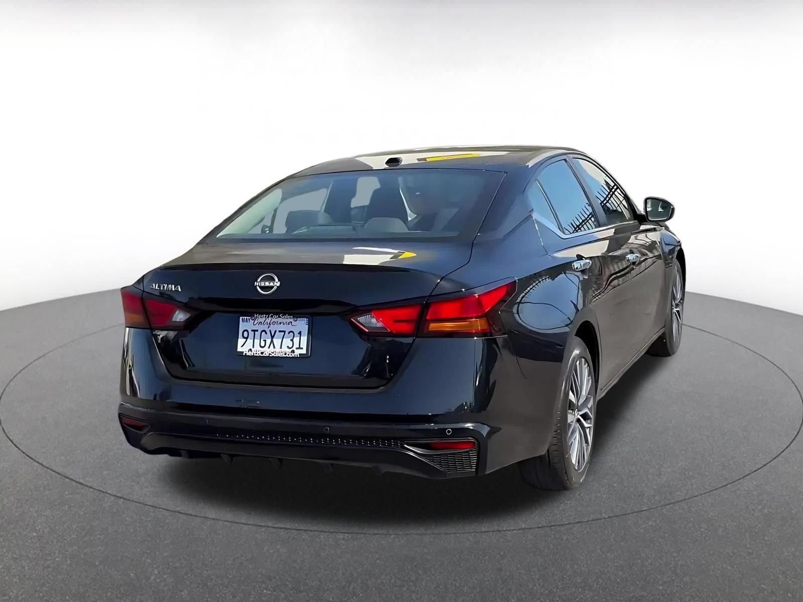 Thumbnail: 2025 Nissan Altima - 14