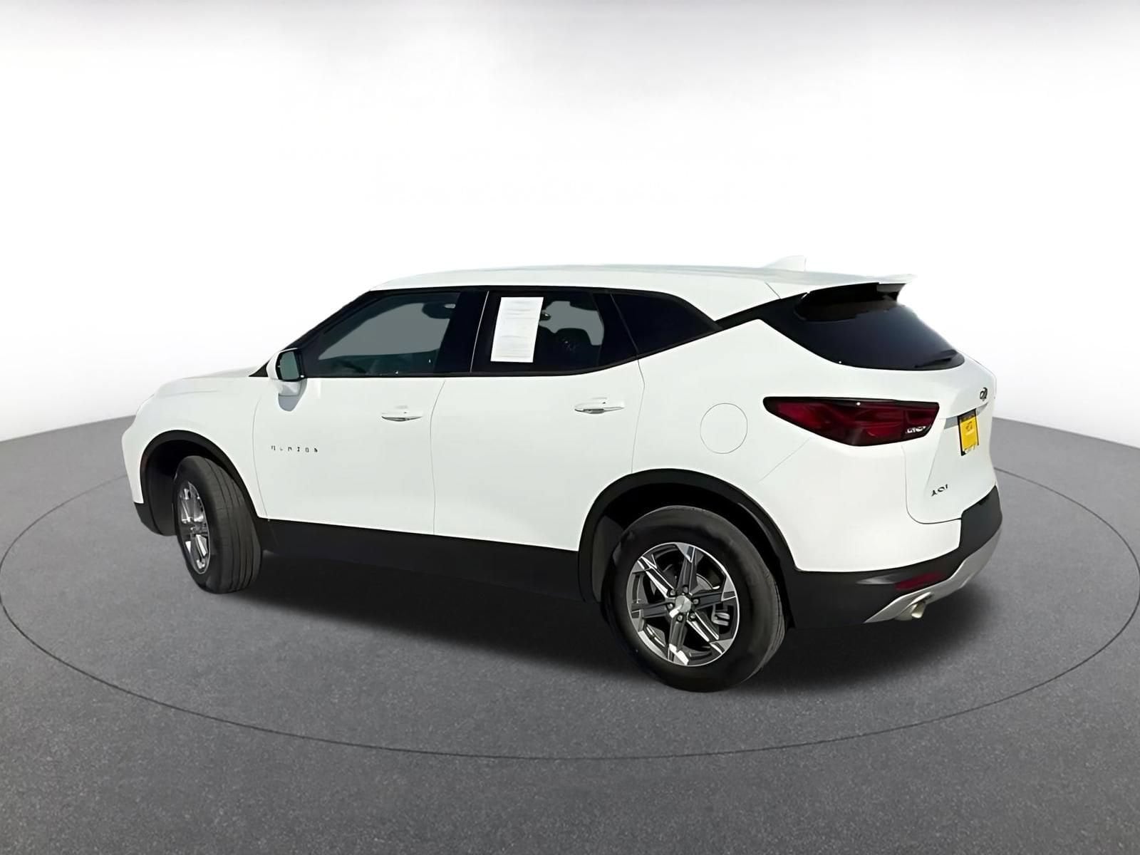 Thumbnail: 2025 Chevrolet Blazer - 8