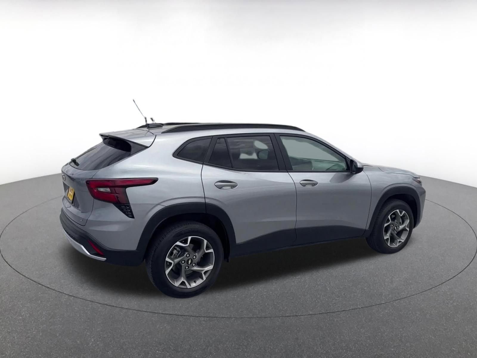 Thumbnail: 2025 Chevrolet Trax - 15