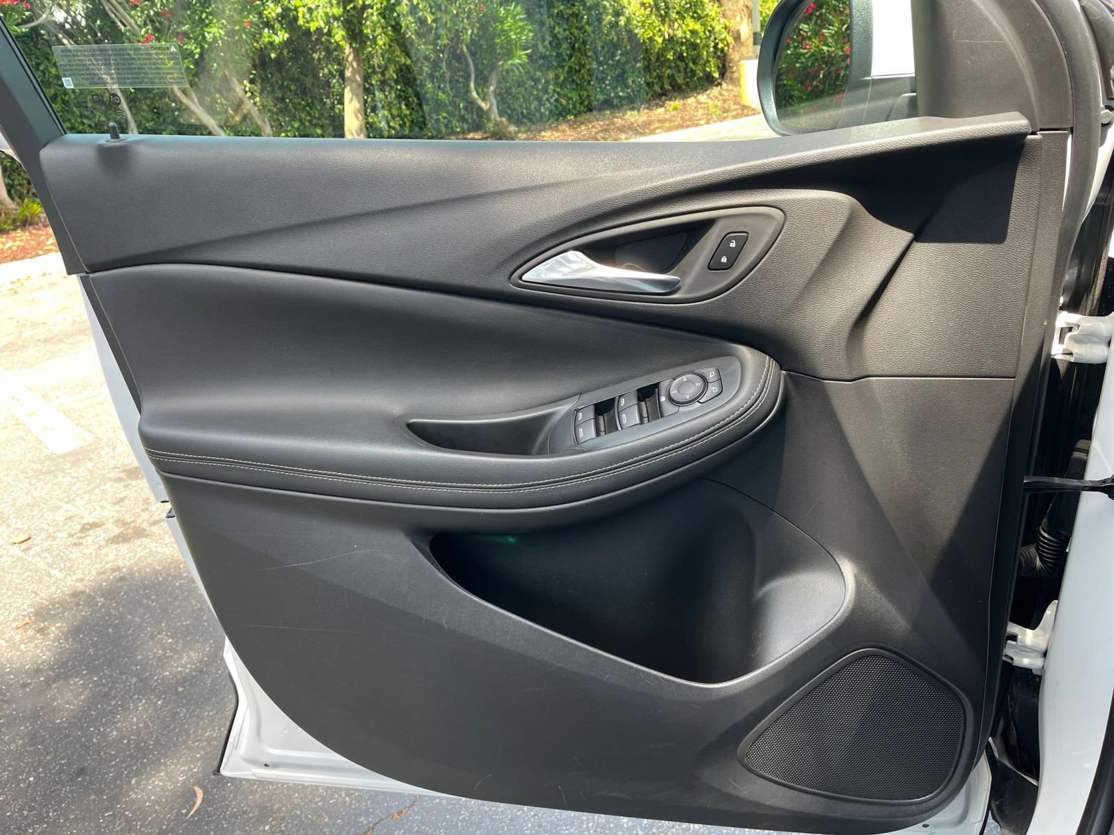 Thumbnail: 2025 Buick Encore GX - 18