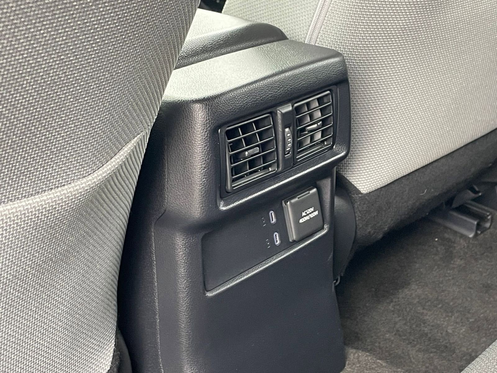 Thumbnail: 2025 Toyota 4Runner - 24