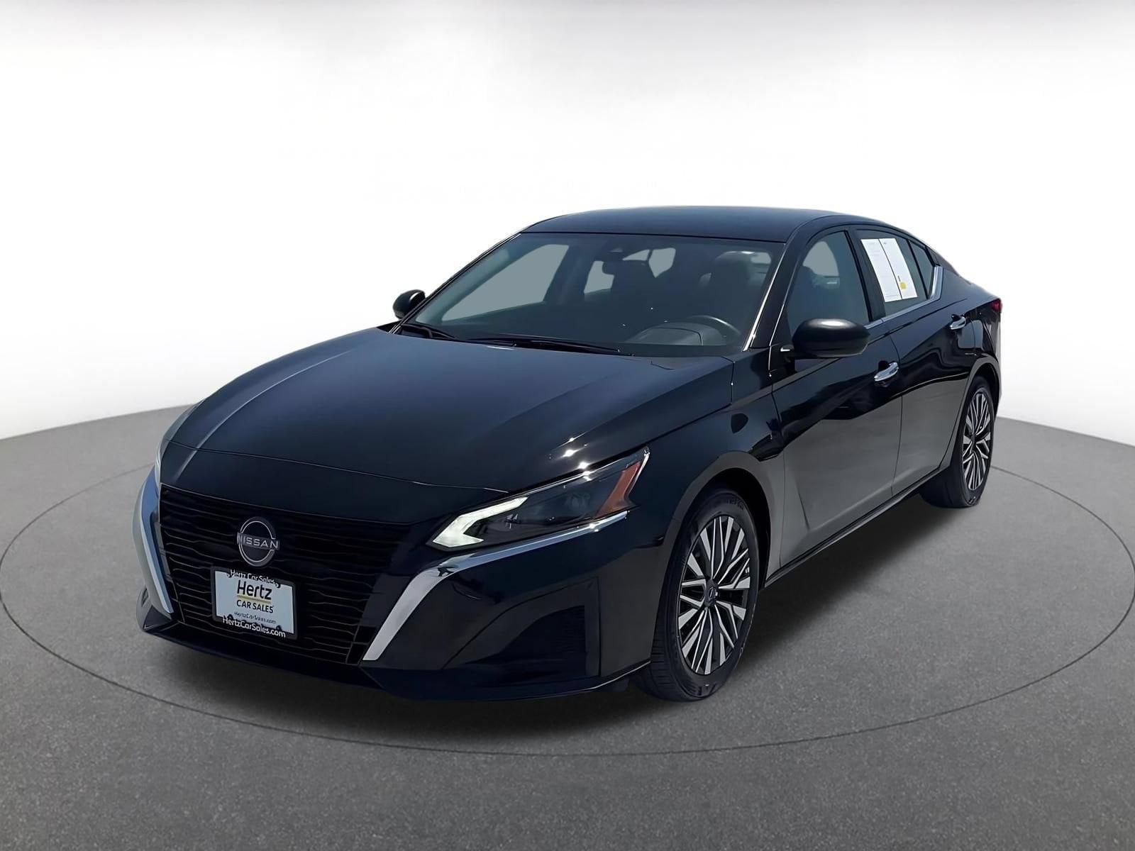 Thumbnail: 2025 Nissan Altima - 5