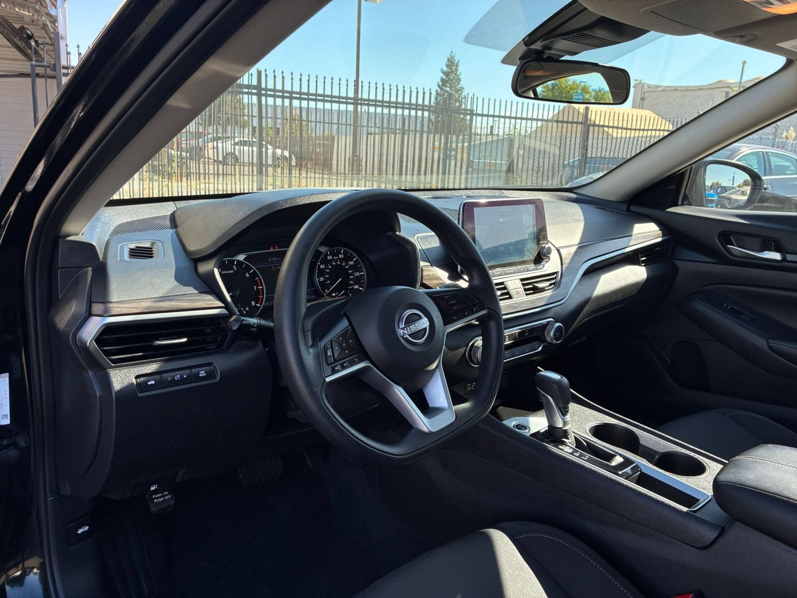 Thumbnail: 2025 Nissan Altima - 33