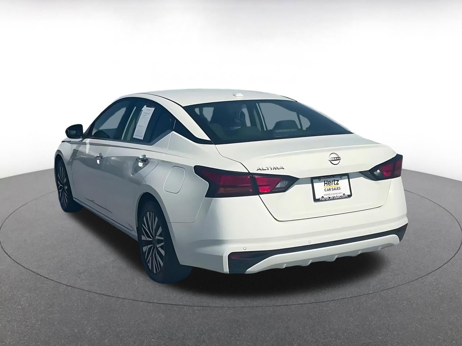 Thumbnail: 2025 Nissan Altima - 15