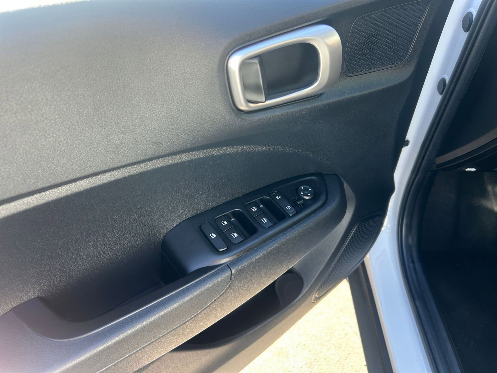 Thumbnail: 2025 Hyundai Venue - 18