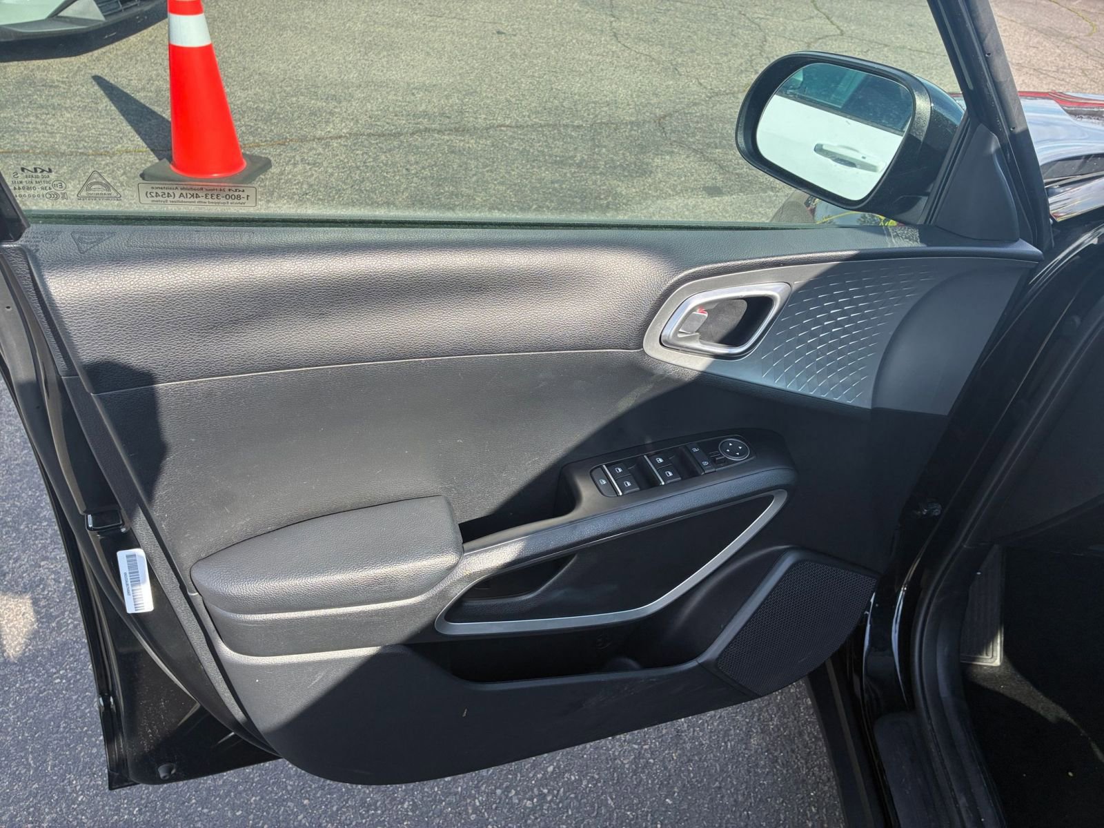 Thumbnail: 2025 Kia Soul - 18