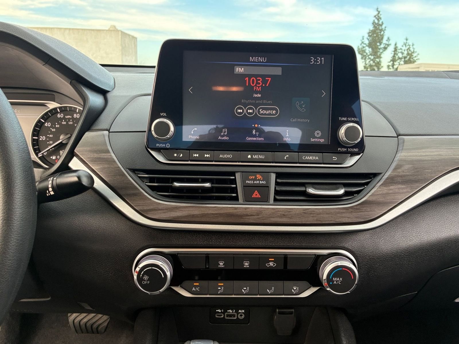 Thumbnail: 2025 Nissan Altima - 17