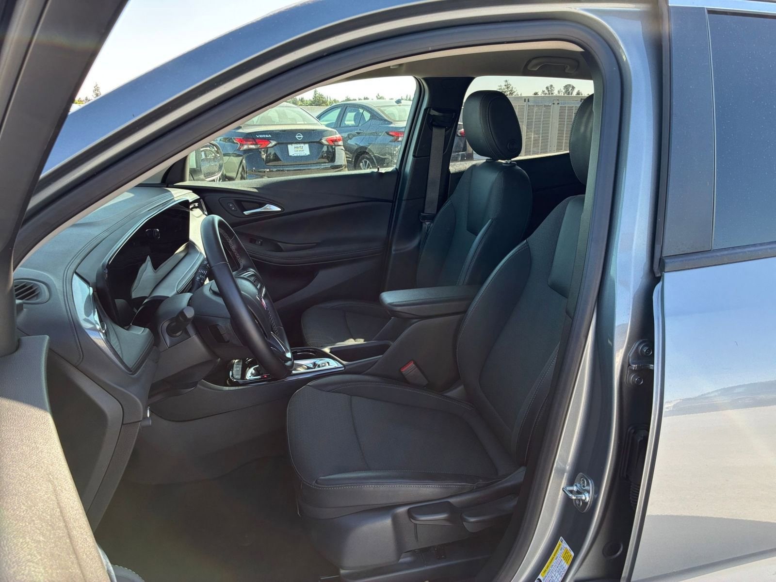 Thumbnail: 2025 Buick Encore GX - 25
