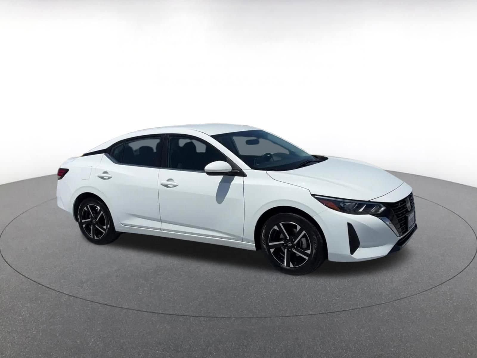 Thumbnail: 2025 Nissan Sentra - 2