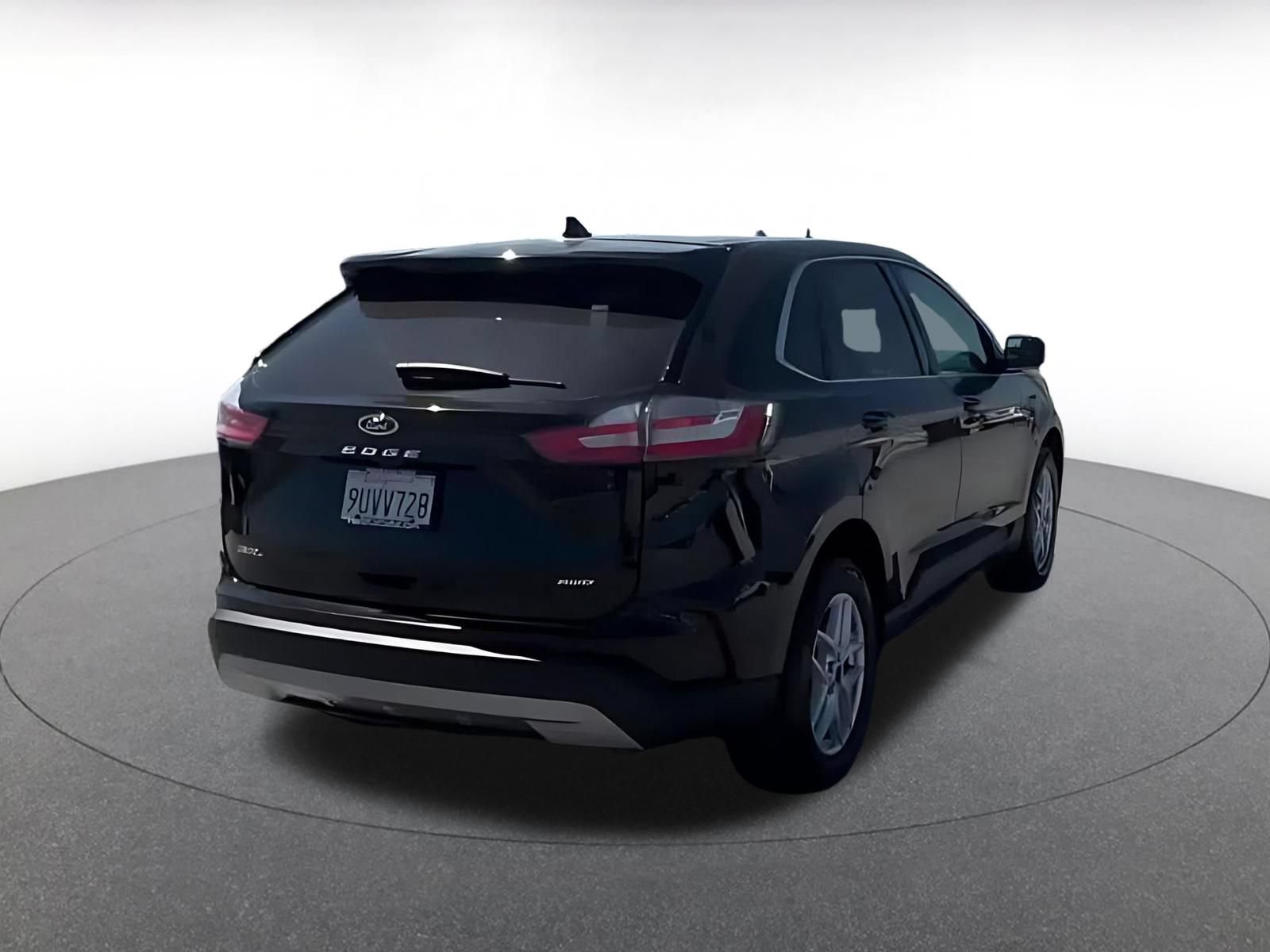 Thumbnail: 2024 Ford Edge - 14