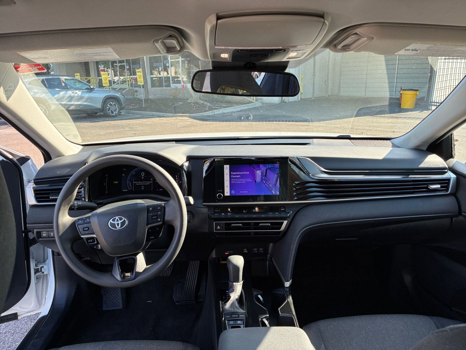 Thumbnail: 2025 Toyota Camry - 31