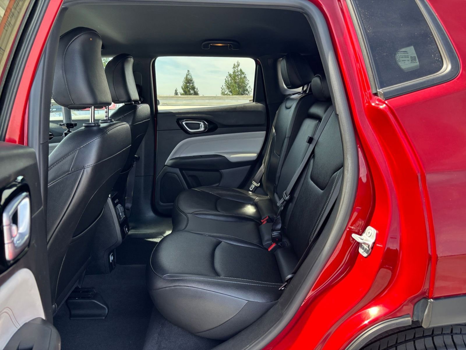 Thumbnail: 2025 Jeep Compass - 27