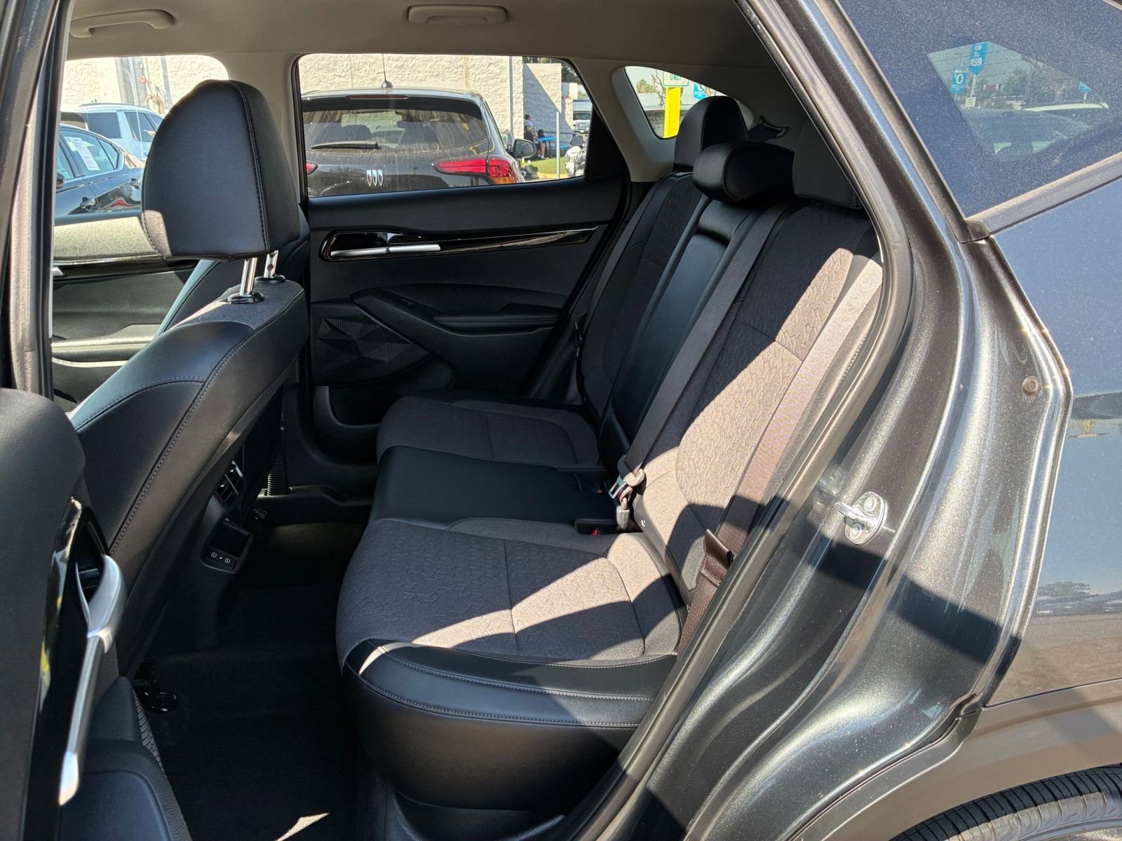 Thumbnail: 2025 Kia Seltos - 24