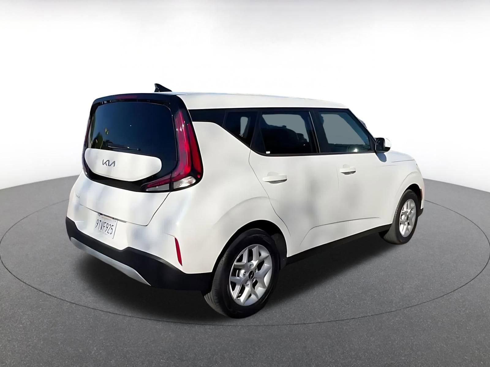 Thumbnail: 2025 Kia Soul - 11