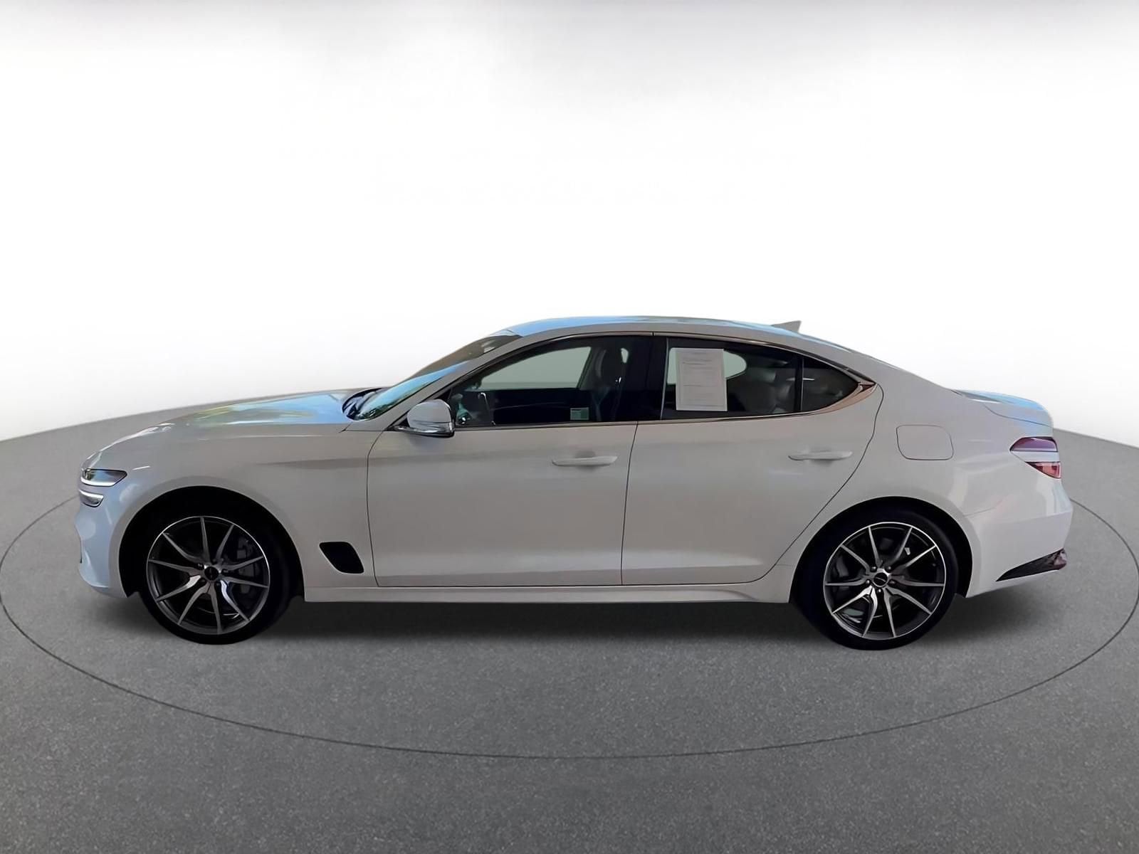 Thumbnail: 2025 Genesis G70 - 9