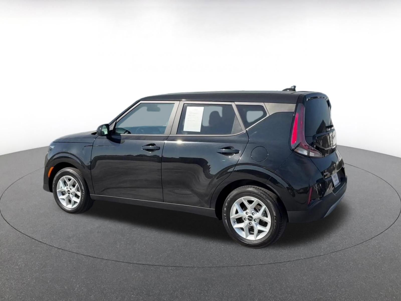 Thumbnail: 2025 Kia Soul - 10