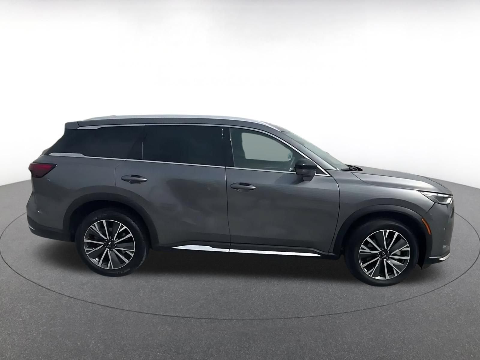 Thumbnail: 2026 INFINITI QX60 - 14