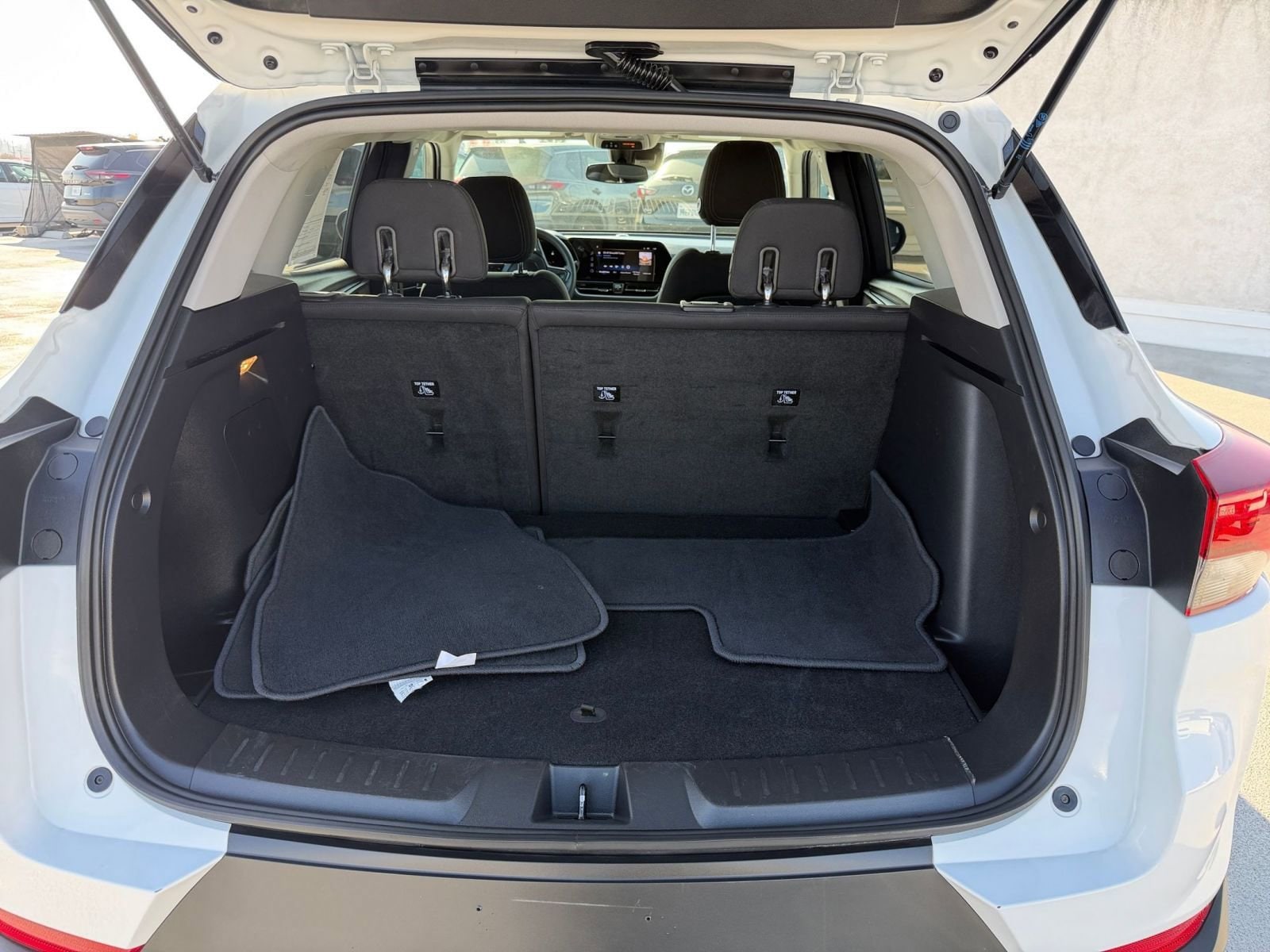 Thumbnail: 2025 Chevrolet TrailBlazer - 29