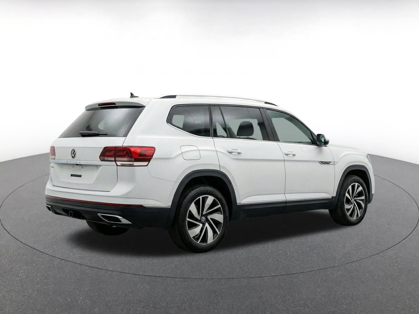 Thumbnail: 2026 Volkswagen Atlas - 9