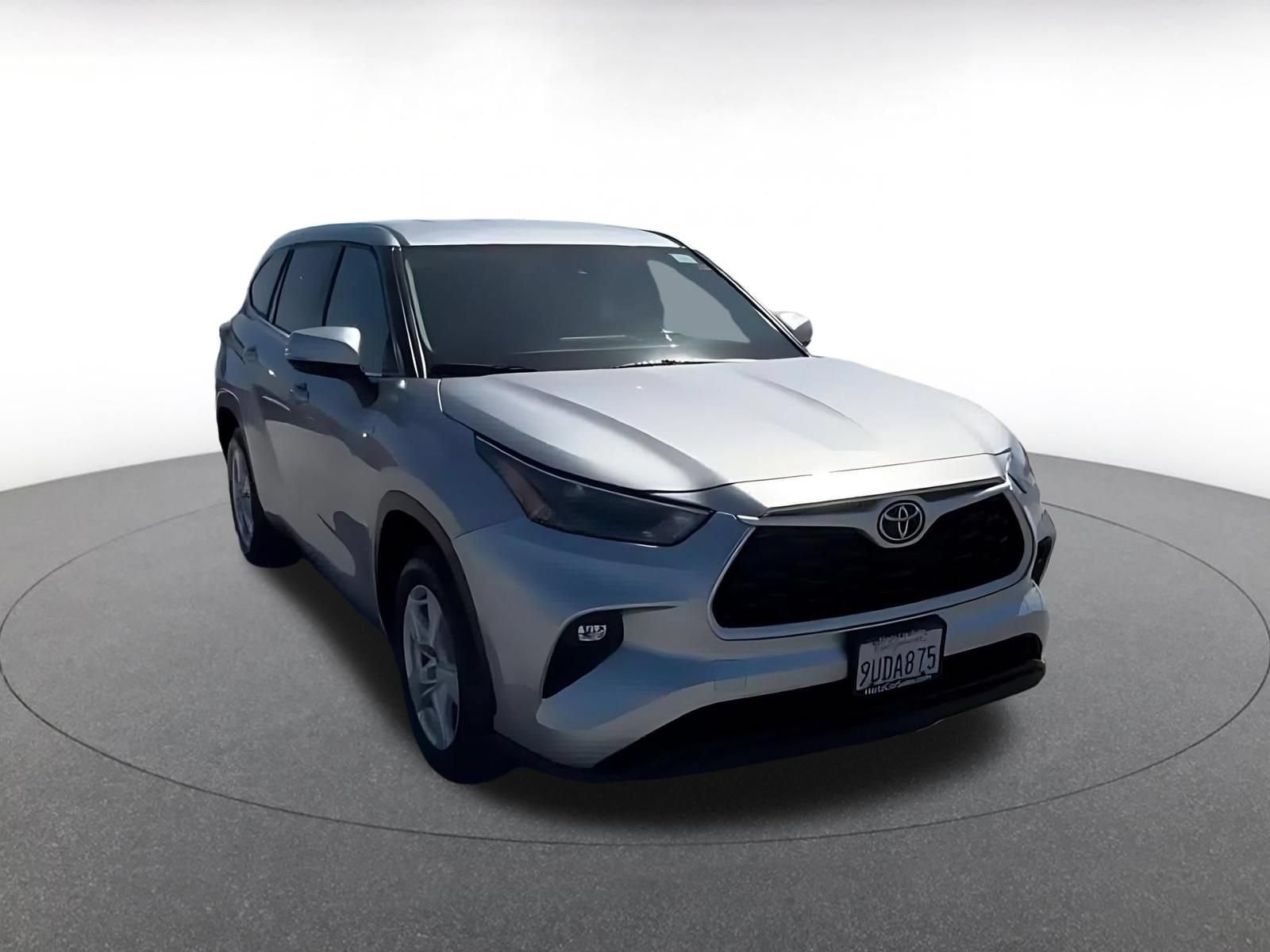 Thumbnail: 2025 Toyota Highlander - 3