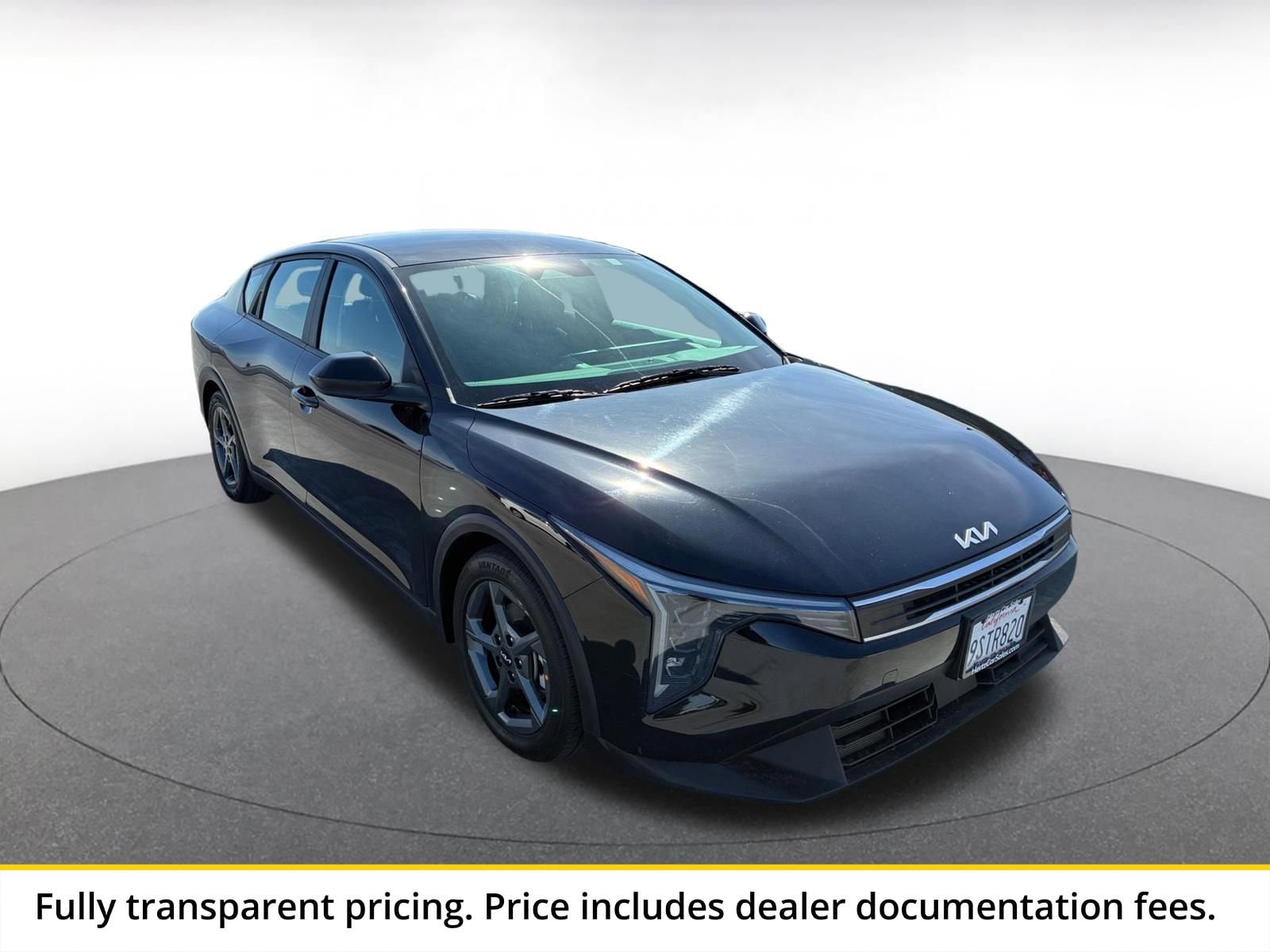 Thumbnail: 2025 Kia K4 - 1