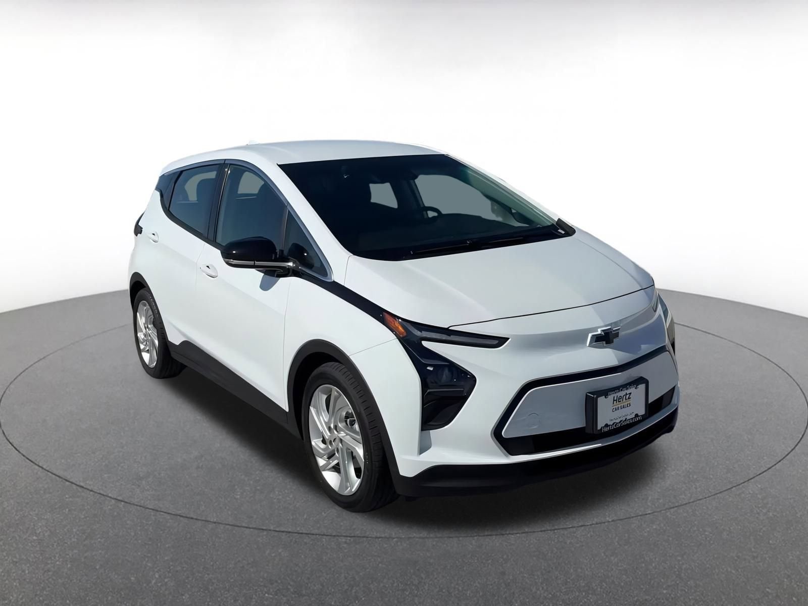Thumbnail: 2023 Chevrolet Bolt EV - 3