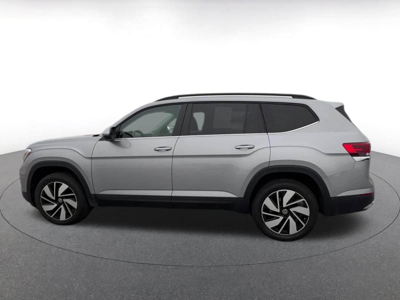 Thumbnail: 2024 Volkswagen Atlas - 9