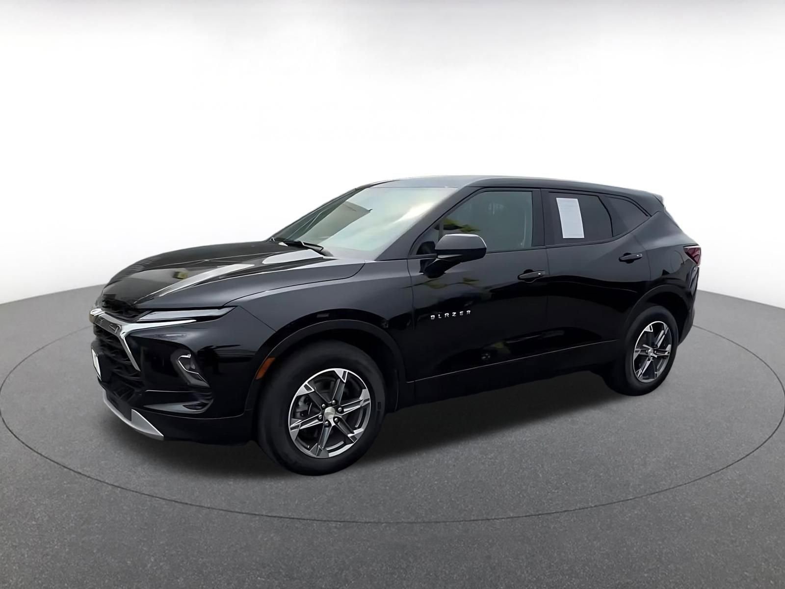 Thumbnail: 2025 Chevrolet Blazer - 8
