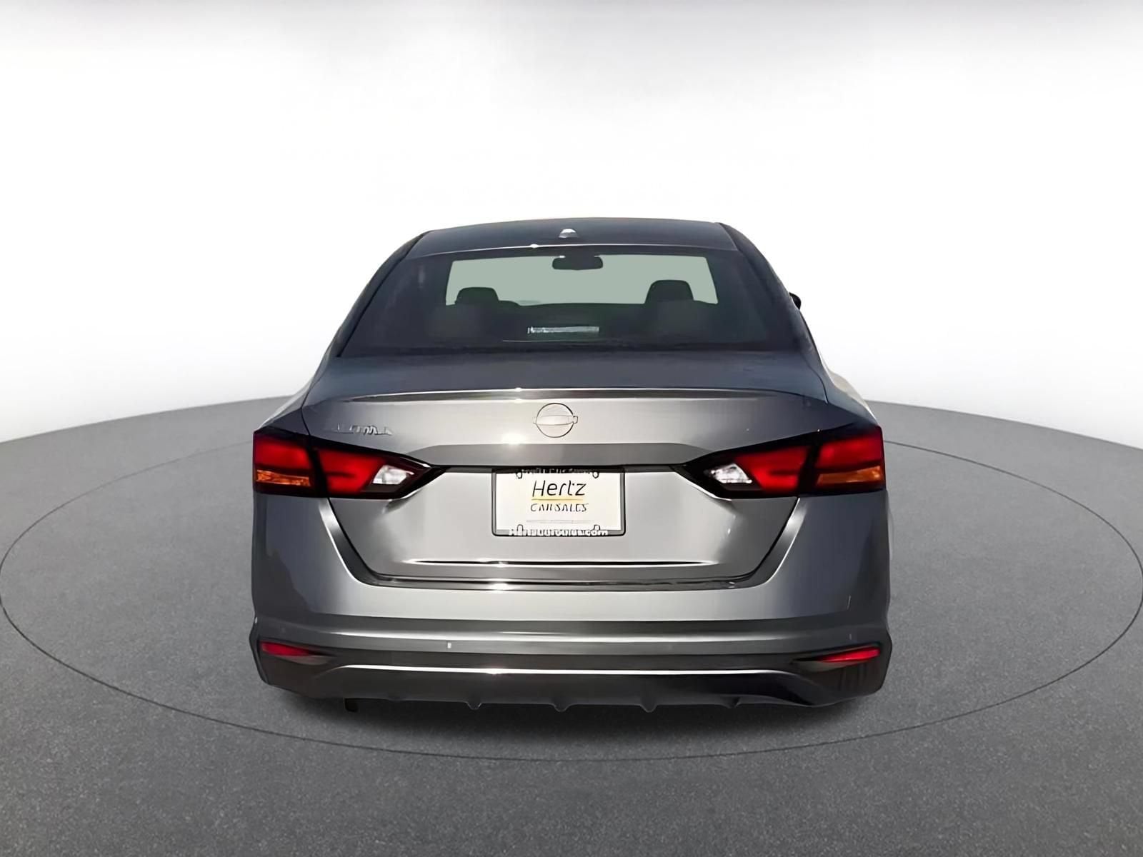 Thumbnail: 2025 Nissan Altima - 8