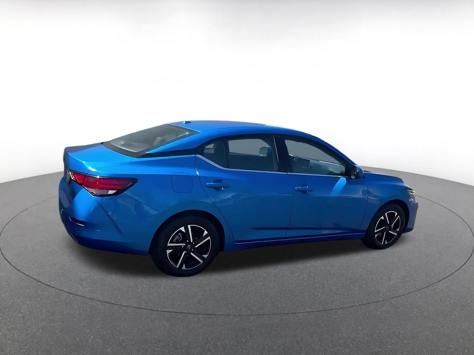 Thumbnail: 2025 Nissan Sentra - 11
