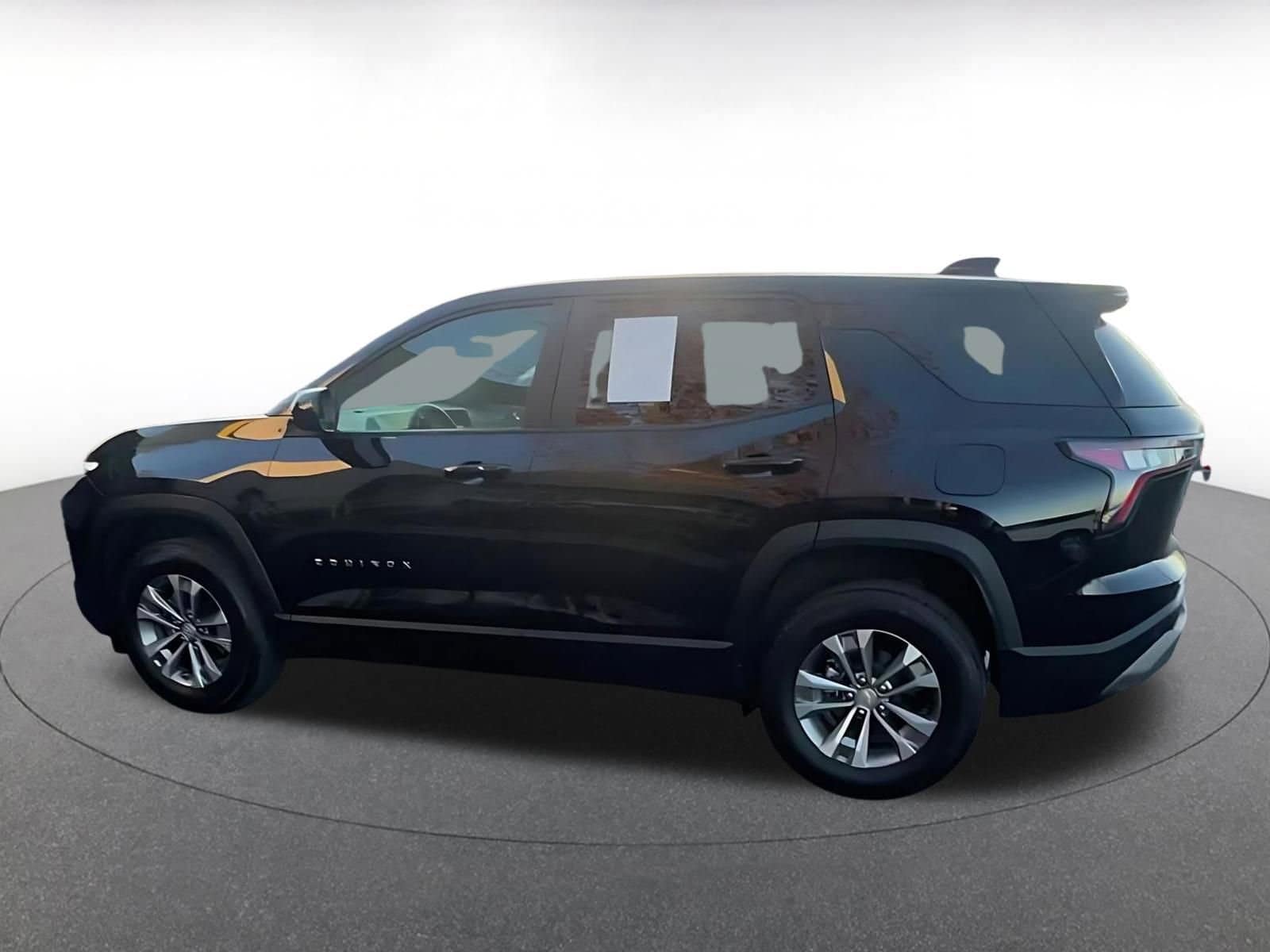 Thumbnail: 2025 Chevrolet Equinox - 10