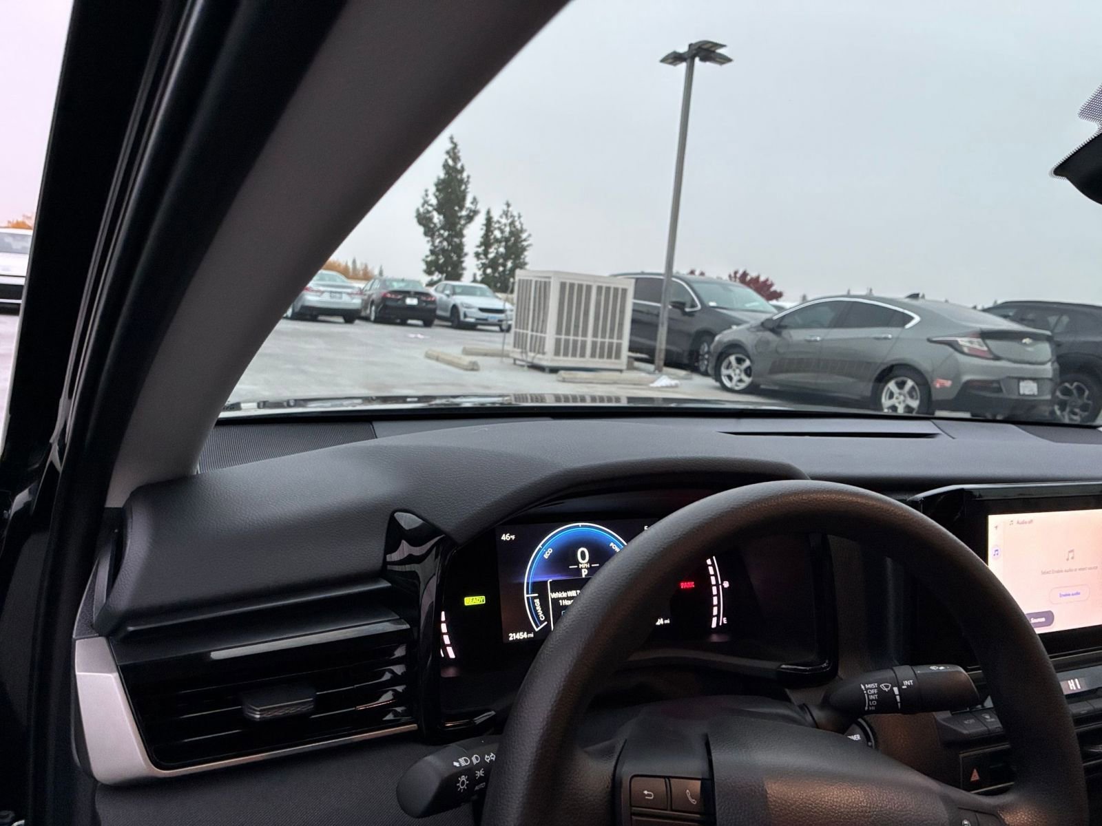 Thumbnail: 2025 Toyota Camry - 32