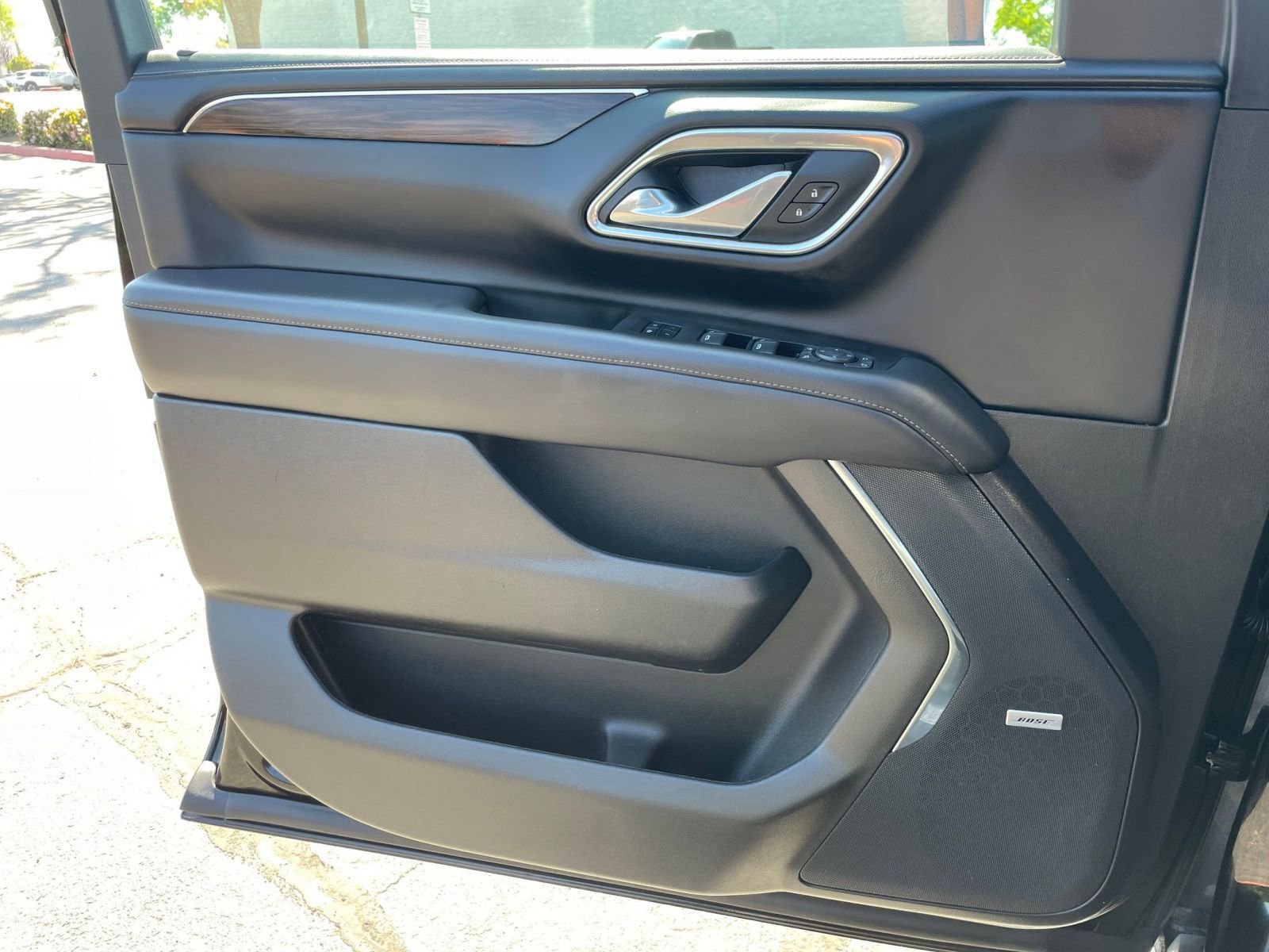 Thumbnail: 2023 Chevrolet Tahoe - 18