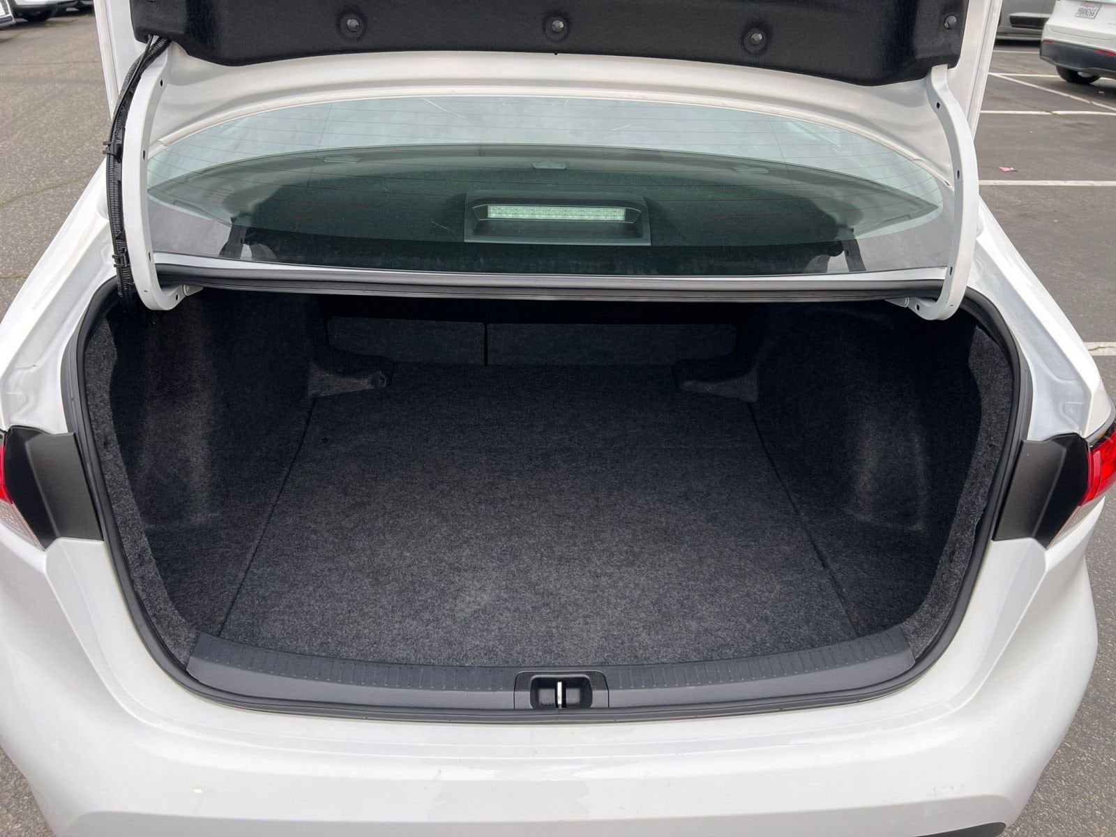 Thumbnail: 2025 Toyota Corolla - 29