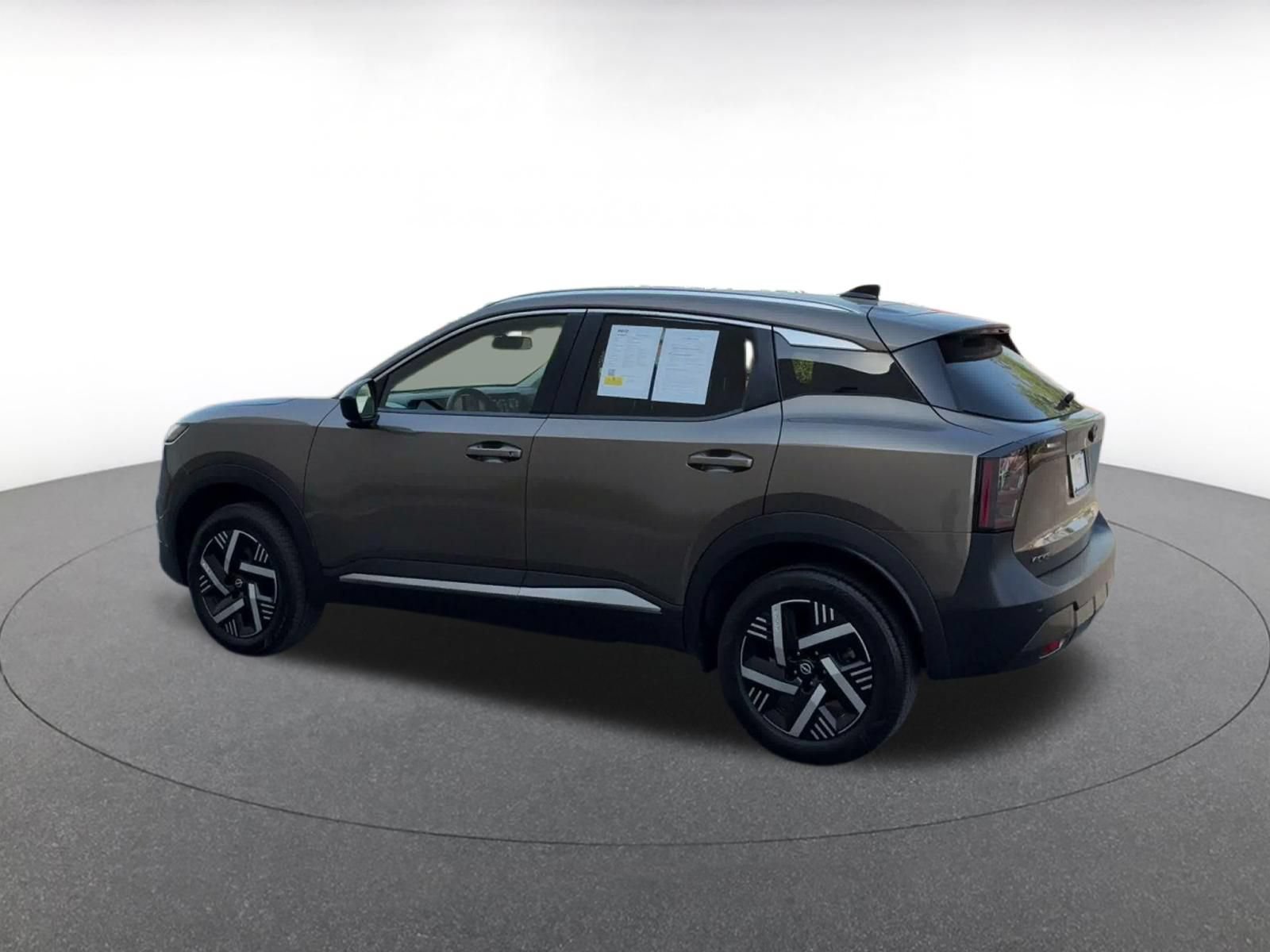 Thumbnail: 2026 Nissan Kicks - 10
