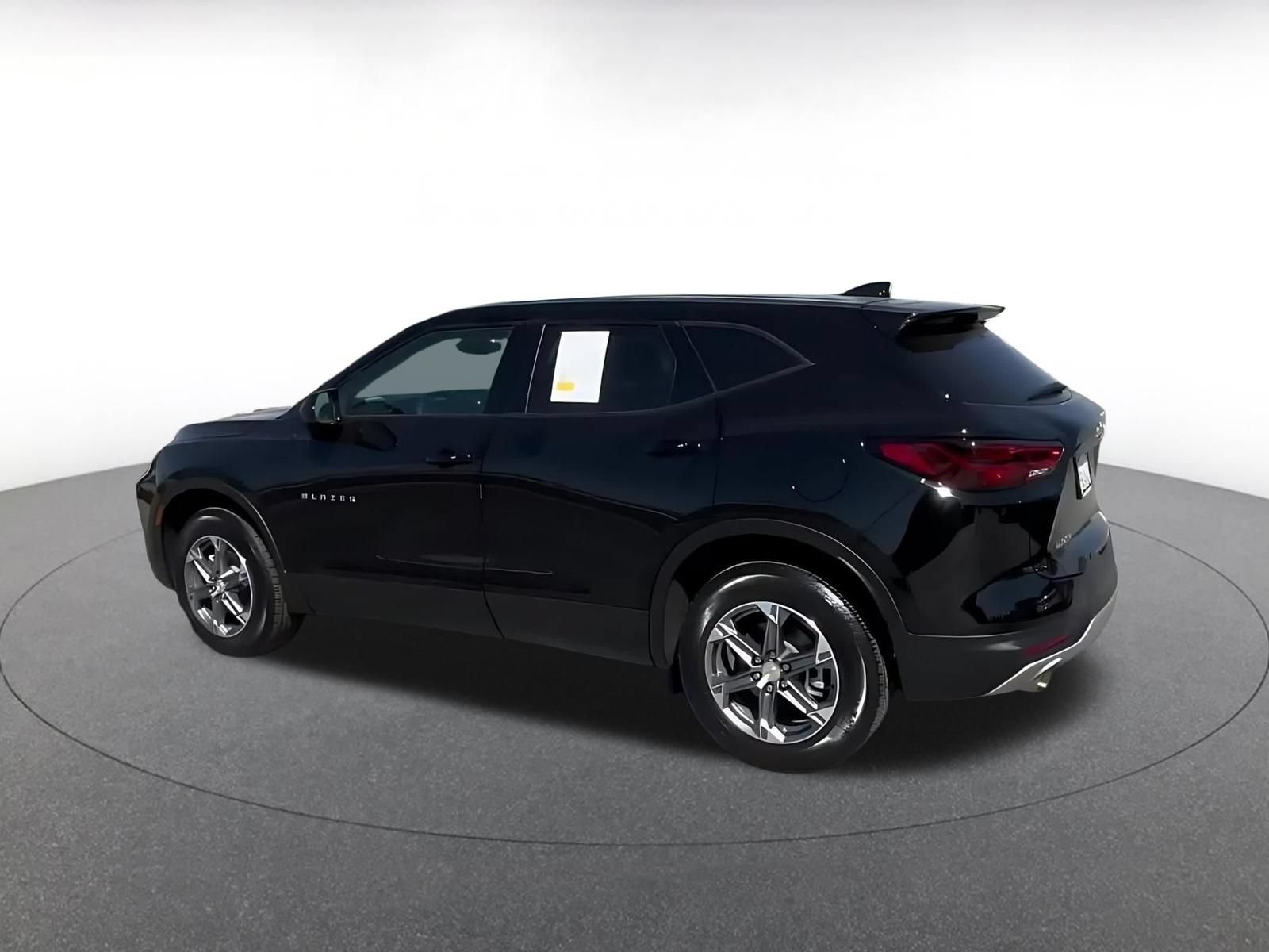 Thumbnail: 2026 Chevrolet Blazer - 10