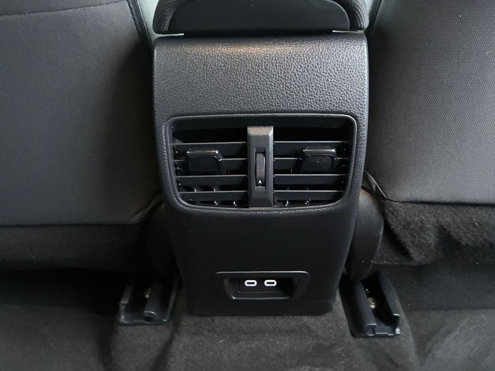 Thumbnail: 2025 Toyota Corolla Cross - 23