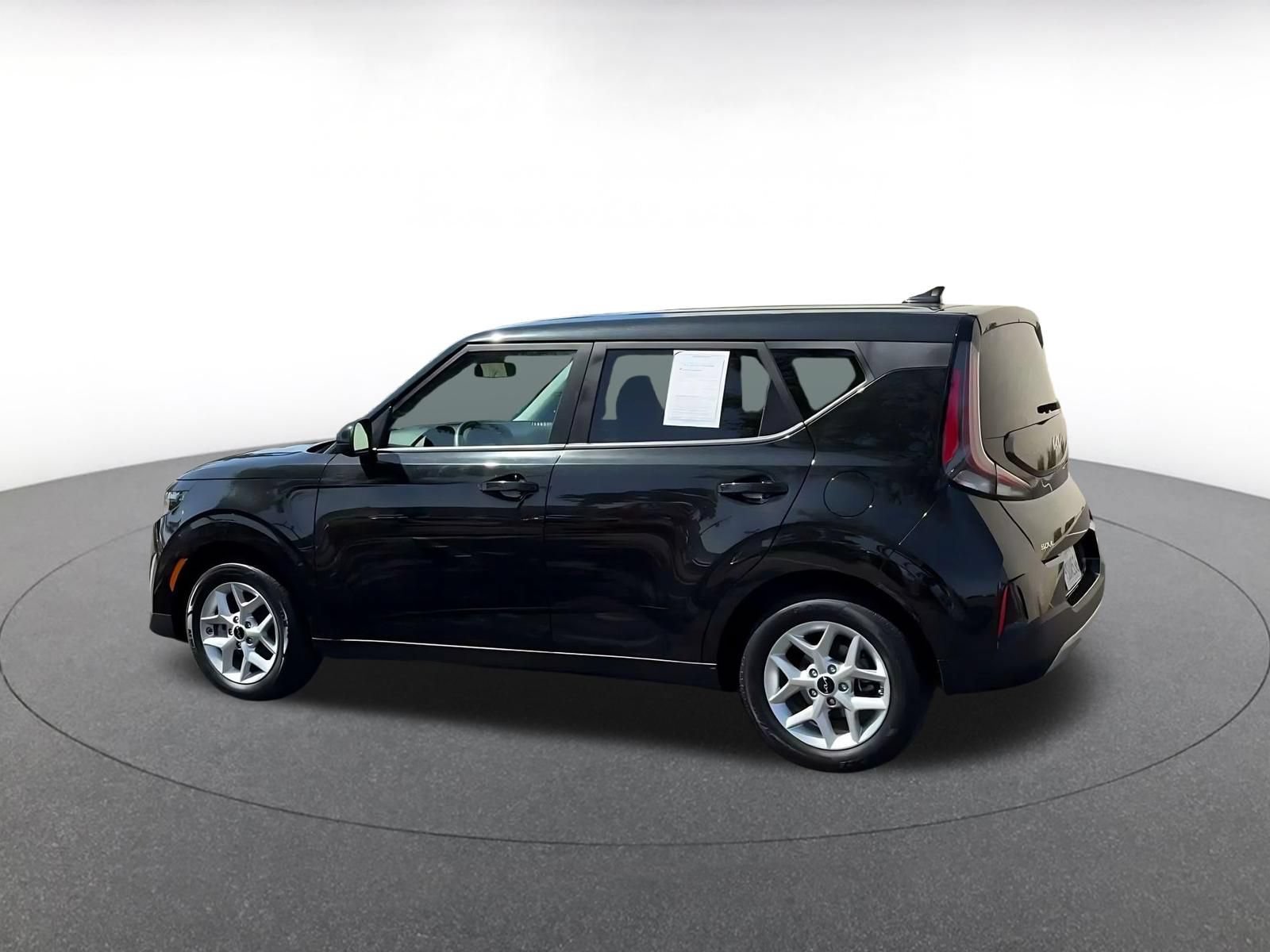 Thumbnail: 2025 Kia Soul - 10