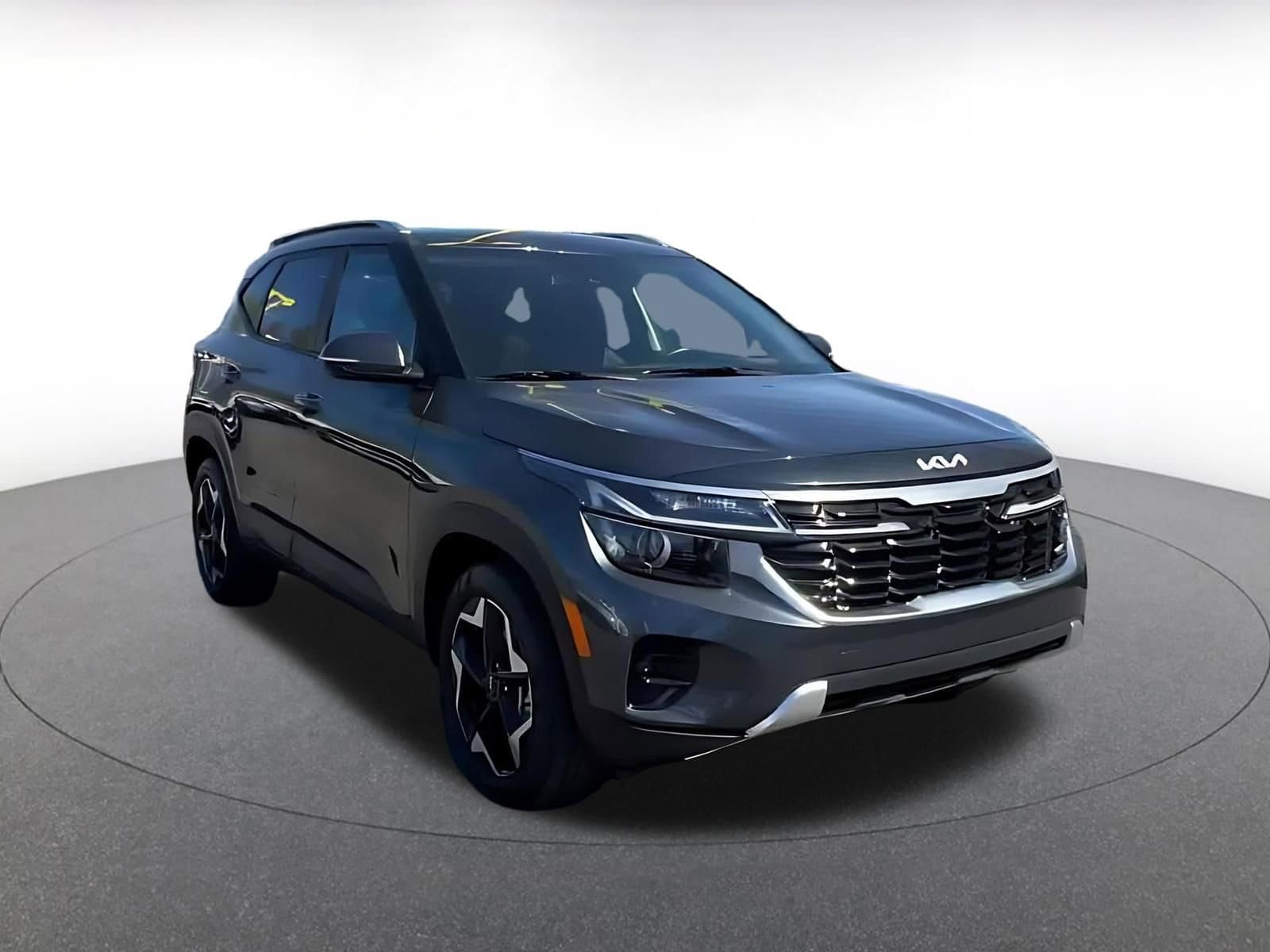 Thumbnail: 2025 Kia Seltos - 3