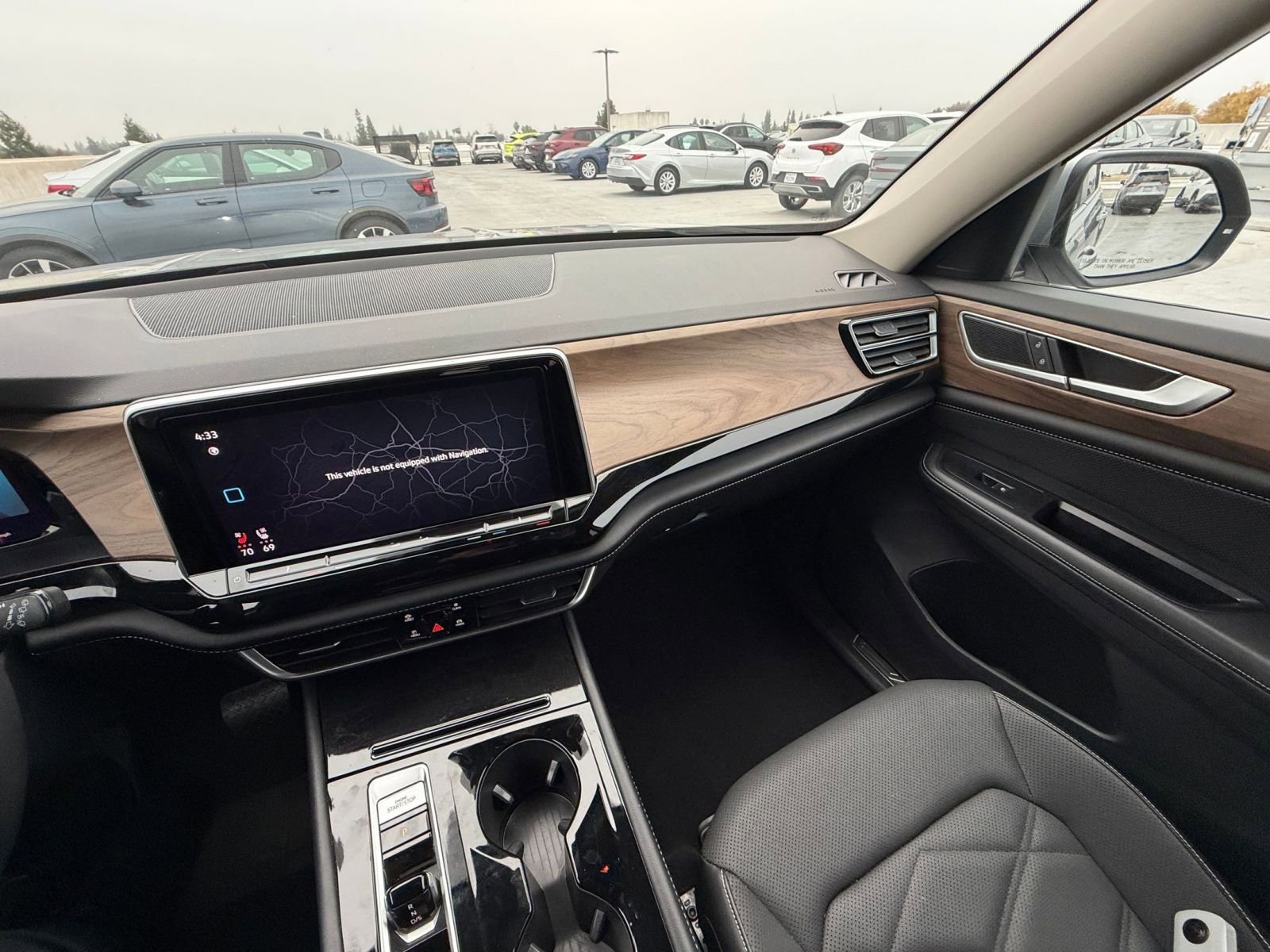 Thumbnail: 2024 Volkswagen Atlas - 18