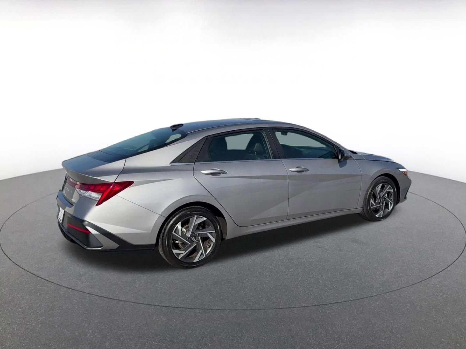 Thumbnail: 2025 Hyundai Elantra - 15